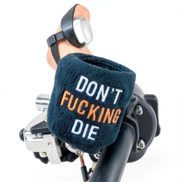 MotoLoot Motorcycle Brake Reservoir Cover Plastic Modern-1